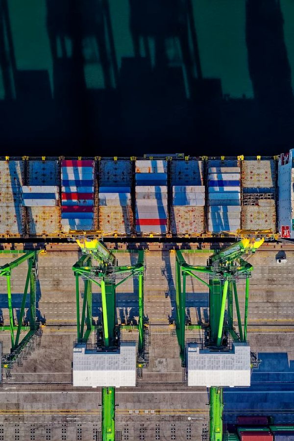 pexels-tomfisk-1554646